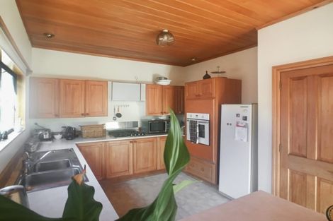 Photo of property in 409 Karori Road, Karori, Wellington, 6012