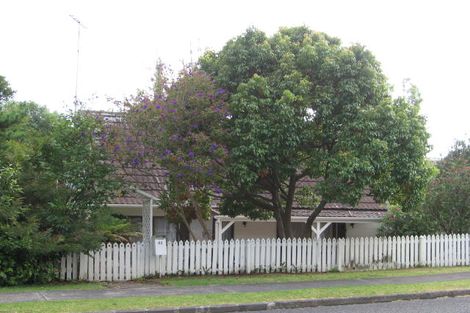 Photo of property in 53 Stapleford Crescent, Browns Bay, Auckland, 0630