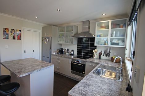 Photo of property in 73 Redcastle Road, Oamaru North, Oamaru, 9400