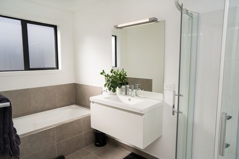 Photo of property in 50 Jack Hanley Drive, Jacks Point, Queenstown, 9371