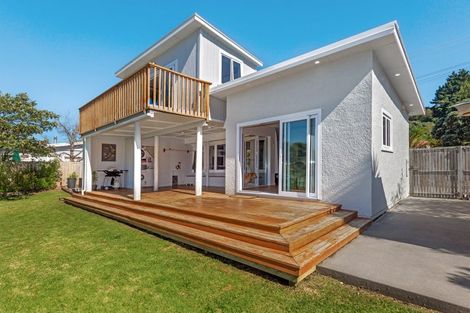 Photo of property in 27 Douglas Street, Okitu, Gisborne, 4010