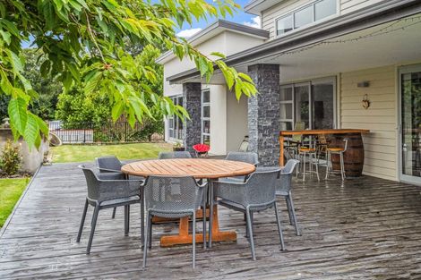 Photo of property in 184 High Street, Oxford, 7430