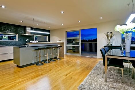 Photo of property in 5 Kilear Close, Pinehill, Auckland, 0632