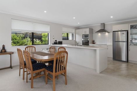 Photo of property in 9 Vista Close, Omokoroa, 3114