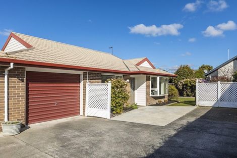 Photo of property in 19b Juniper Place, Burnside, Christchurch, 8053