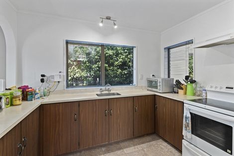 Photo of property in 38 Kapanui Road, Waikanae, 5036