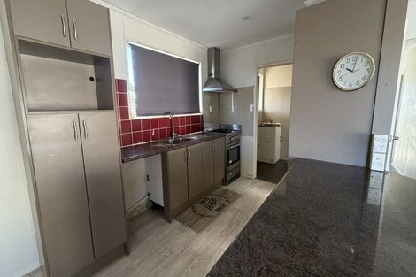 Photo of property in 57 Catkin Crescent, Papatoetoe, Auckland, 2025