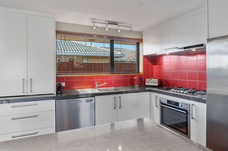 Photo of property in 20 Takaro Avenue, Sockburn, Christchurch, 8042