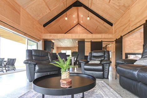 Photo of property in 1405 Taihape Road, Sherenden, Hastings, 4179