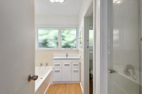 Photo of property in 70 Woodbury Street, Russley, Christchurch, 8042