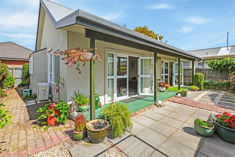 Photo of property in 2/140 Hastings Street East, Sydenham, Christchurch, 8023