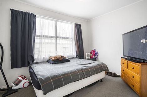 Photo of property in 53 Universal Drive, Henderson, Auckland, 0610