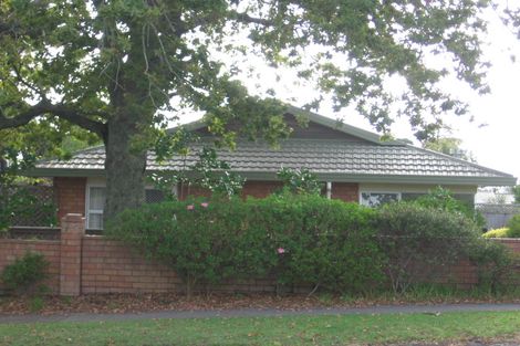 Photo of property in 26 Mcleod Road, Henderson, Auckland, 0612