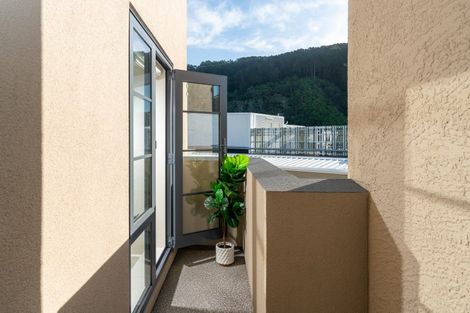 Photo of property in Westhaven Apartments, 23/127 Molesworth Street, Thorndon, Wellington, 6011