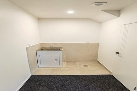 Photo of property in 9d Janome Place, Bucklands Beach, Auckland, 2014