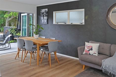 Photo of property in 62 Vintage Drive, Henderson, Auckland, 0612