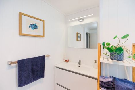 Photo of property in 62 Nash Parade, Foxton Beach, Foxton, 4815