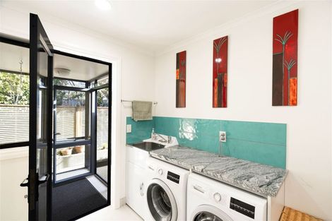 Photo of property in 13 Claremont Rise, Levin, 5510
