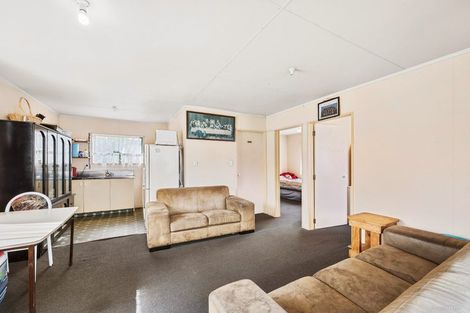 Photo of property in 52 Friesian Drive, Mangere, Auckland, 2022
