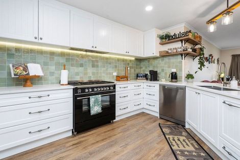 Photo of property in 458 Pukehuia Road, Tangiteroria, 0381