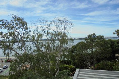 Photo of property in 7 Ferrymead Terrace, Ferrymead, Christchurch, 8081