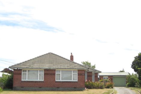 Photo of property in 30 Cuffs Road, Wainoni, Christchurch, 8061
