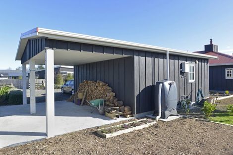 Photo of property in 112b Kent Street, Carterton, 5713