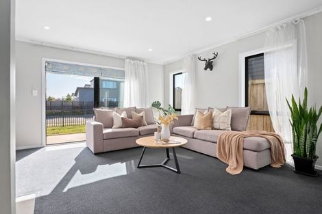 Photo of property in 17 Anna Jean Crescent, Flagstaff, Hamilton, 3210