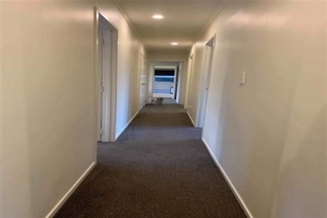 Photo of property in 11b Springs Road, Parakai, 0830