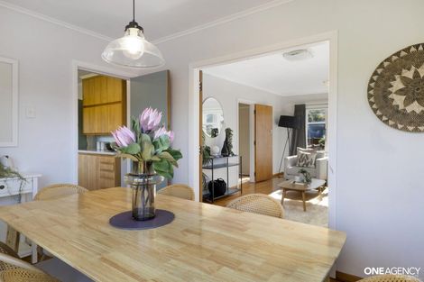 Photo of property in 9 Woodstock Terrace, Tawa, Wellington, 5028