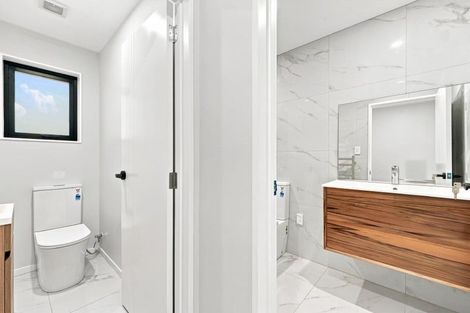 Photo of property in 13 Tower Hill, Stanmore Bay, Whangaparaoa, 0930
