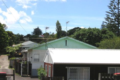 Photo of property in 3/13 Holly Street, Avondale, Auckland, 1026