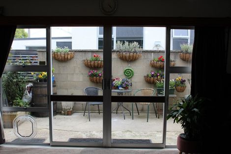 Photo of property in 185b Oxford Street, South Dunedin, Dunedin, 9012