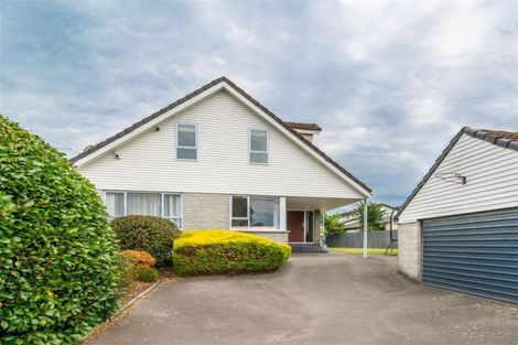 Photo of property in 37 Woodbury Street, Avonhead, Christchurch, 8042