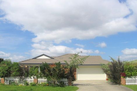 Photo of property in 32 Laburnum Glen, Mount Maunganui, 3116