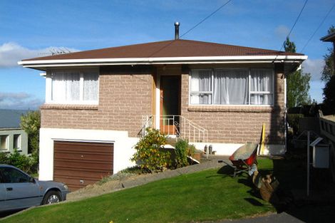 Photo of property in 7 Larkins Street, Helensburgh, Dunedin, 9010