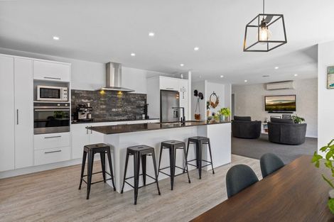 Photo of property in 80 Dunkeld Drive, Papamoa, 3118