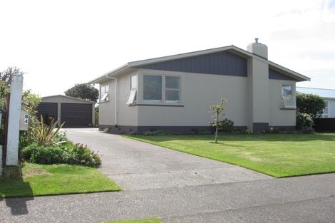 Photo of property in 84 Fitzherbert Avenue, Tawhero, Whanganui, 4501
