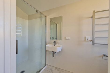 Photo of property in 2 Tika Street, Riccarton, Christchurch, 8041