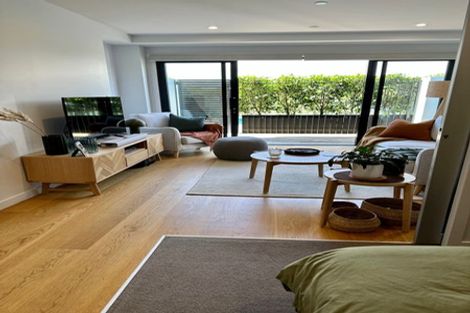 Photo of property in Frank Sargeson Apts, 6/74g Anzac Street, Takapuna, Auckland, 0622