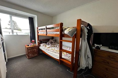 Photo of property in 3/1232 High Street, Taita, Lower Hutt, 5011