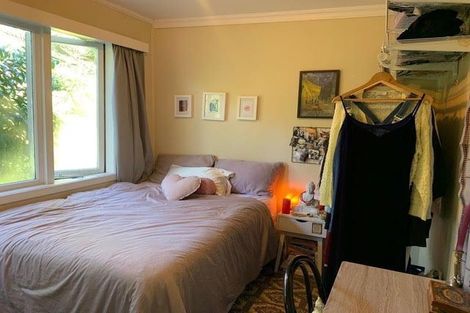 Photo of property in 42 Chaytor Street, Northland, Wellington, 6012