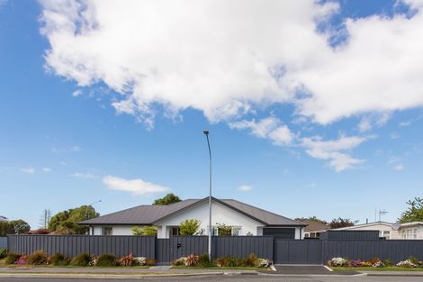 Photo of property in 84 Akaroa Street, Kaiapoi, 7630