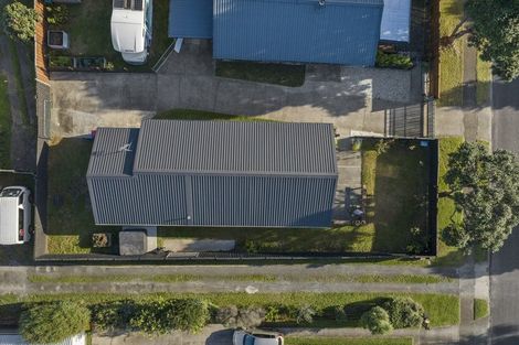 Photo of property in 7b Lyn Grove, Papamoa Beach, Papamoa, 3118