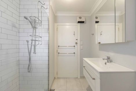 Photo of property in 15 Macfarlane Street, Hamilton East, Hamilton, 3216