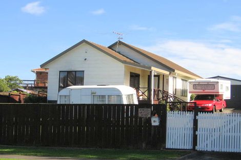 Photo of property in 46 Charntay Avenue, Clover Park, Auckland, 2019