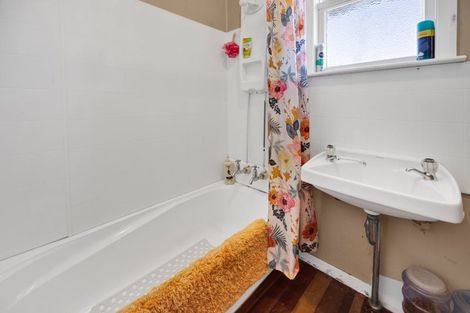 Photo of property in 325 Matangara Road, Hawera, 4672