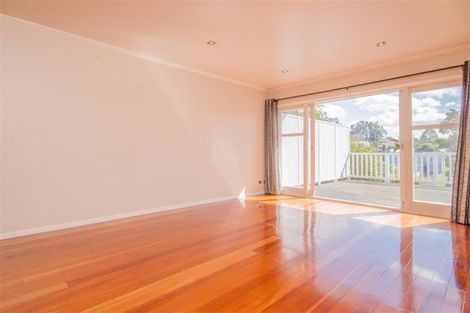 Photo of property in 4 Tomo Street, New Lynn, Auckland, 0600