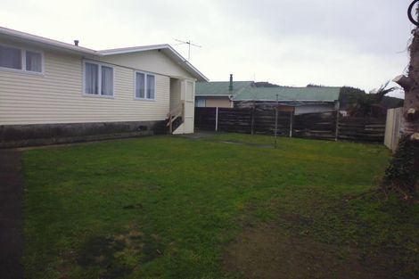 Photo of property in 17 Kumeroa Grove, Wainuiomata, Lower Hutt, 5014