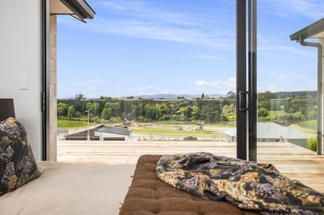 Photo of property in 9 Kahawai Place, Omokoroa, 3114